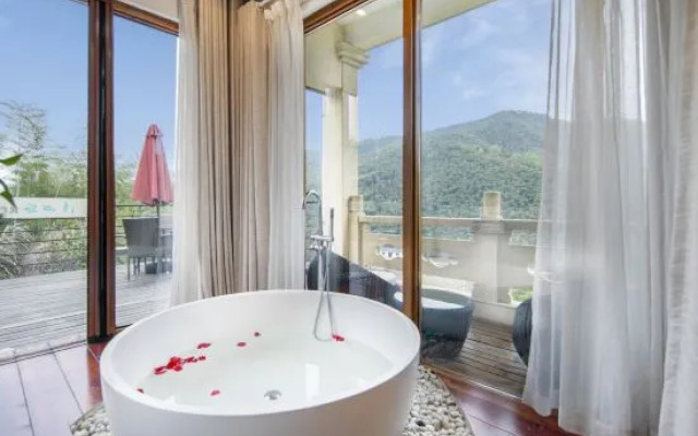 Qingxingul(Anji Yunshang Grassland Store)