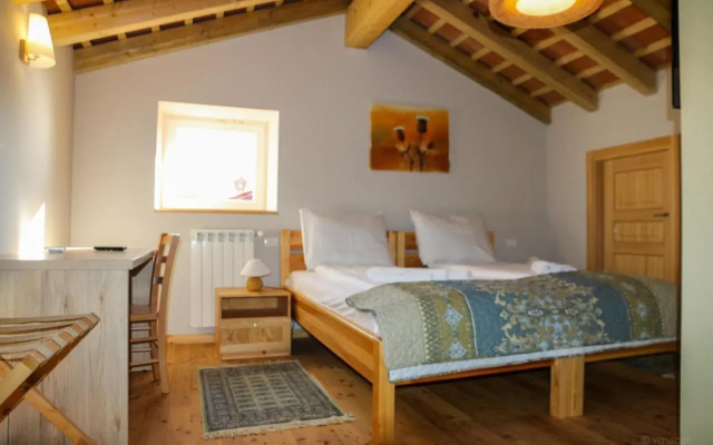 Casa Lenka