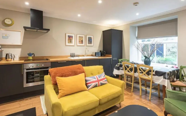 Courtyard Apartment