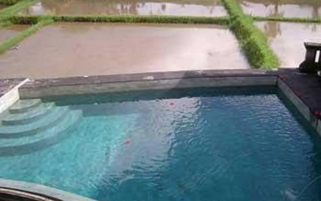 Ala's Green Lagoon Hotels