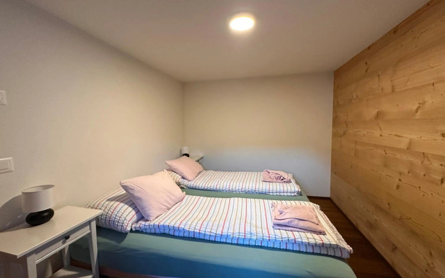 Budget room mountain view ground floor of Chalet Solaria