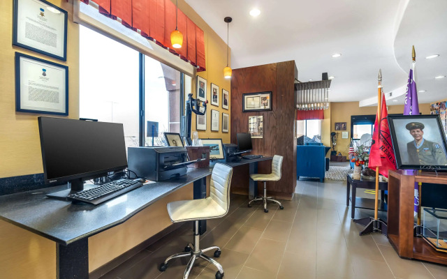 Comfort Suites Gallup East Route 66 and I-40