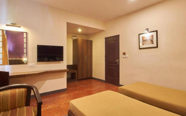 Hotel Abirami Residency