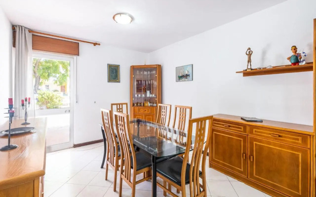 #047 Lovely House in Center City