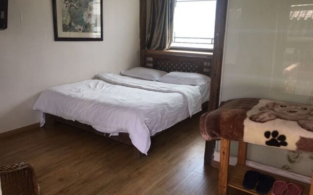 Simple Living Inn