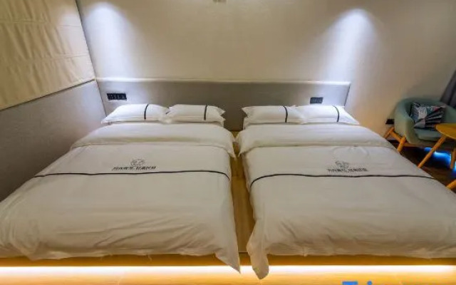 Half-mountain splash