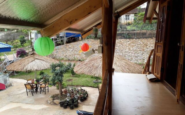 Mountain View Homestay - Hostel