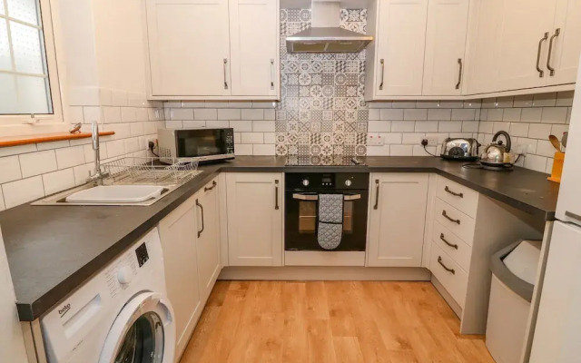 Stepping Stones, Pwllheli