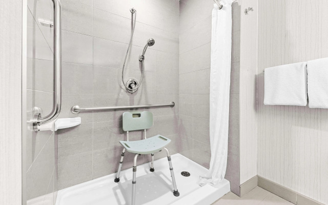 Best Western Plus Airdrie Gateway