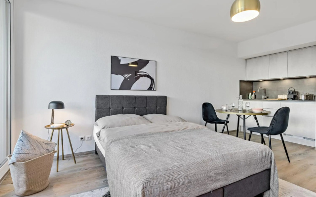 BRIGHT: Stylish Studio - In the heart of Augsburg's Old Town
