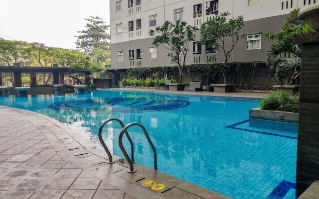 Minimalist 2BR Apartment at Green Pramuka