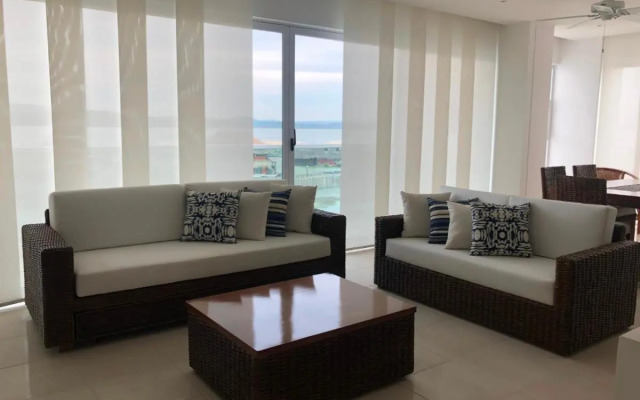 Marina Puerto Velero