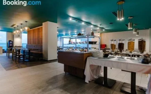 Seaview Hotel