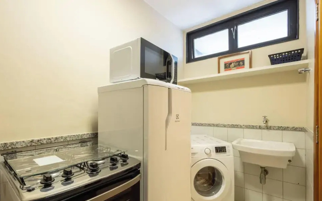 Modern apt in Sudoeste w/ A/C & Wi-fi Cls0101