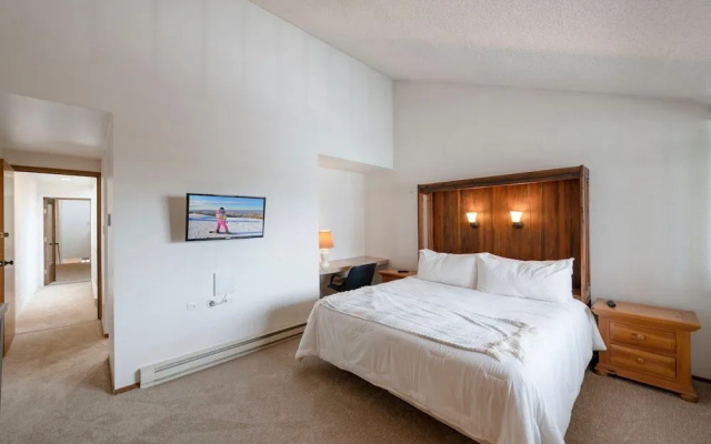 Park Avenue Condos by Park City Vacations