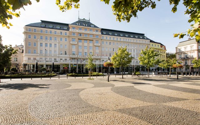 Radisson Blu Carlton Hotel, Bratislava