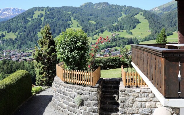 B Atrice Lenk in Lenk