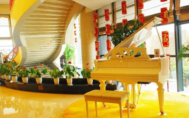 Hongcheng Yuehai Hotel - Qingdao