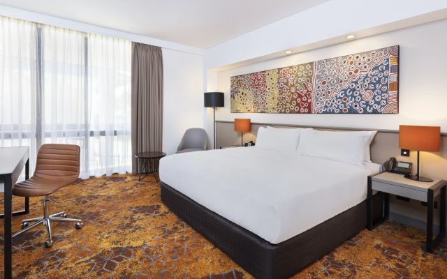 Crowne Plaza Alice Springs Lasseters by IHG – Guest Rooms – Alice Springs