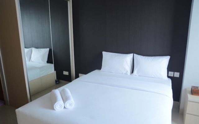 Strategic Studio Apartment The Oasis near Bekasi
