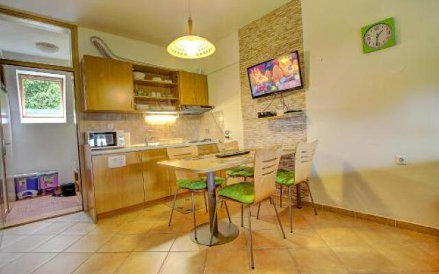 Apartma David Rogla