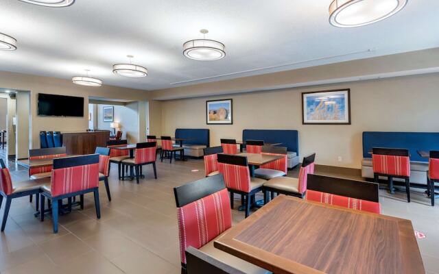 Comfort Suites Auburn