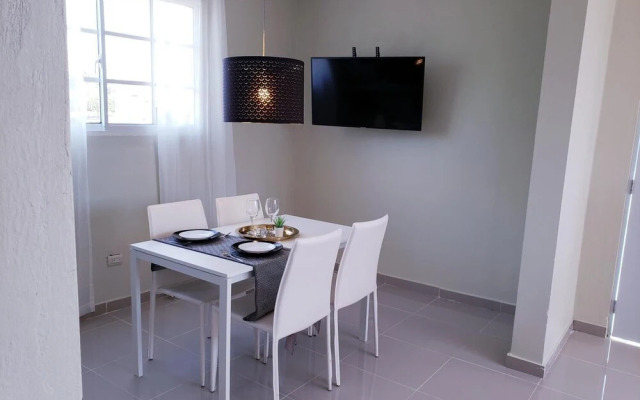 Lovely 2 Bedroom Apartment