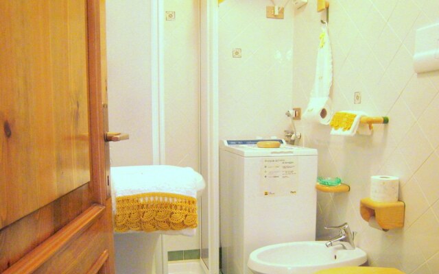 Cozy Holiday Home in Anfo Near Lake Idro