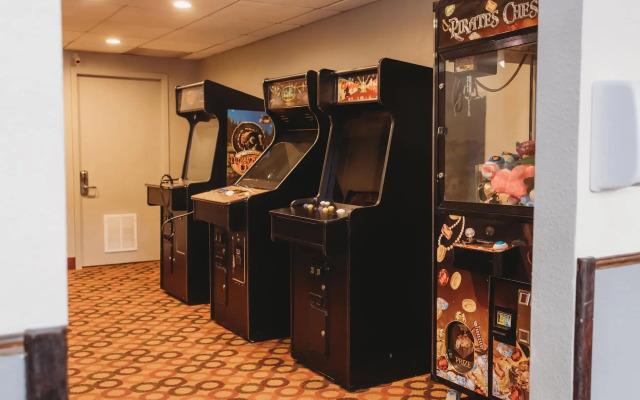 AmericInn by Wyndham Appleton Downtown