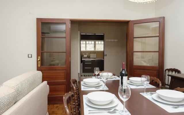 Idyllic apartment Sintra s train station