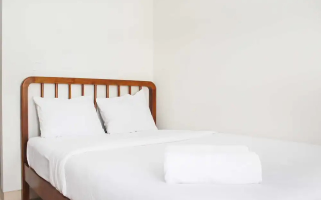 Comfort and Minimalist Studio at Springlake Summarecon Bekasi Apartment – Guest Rooms – Bekasi