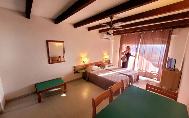 Le California Motel