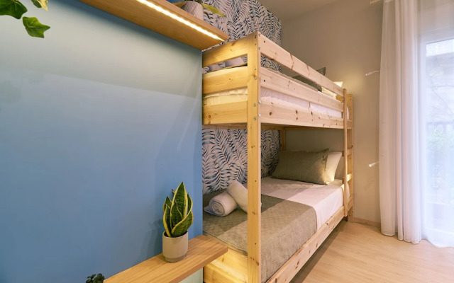 Olympic Spirit Apt in N. Kosmos