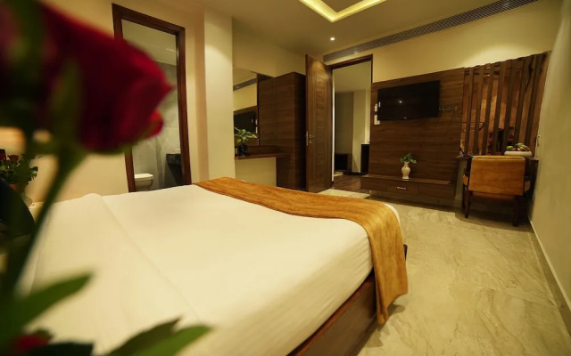 TreeHouse London Street Amritsar