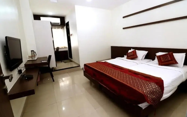 Hotel Girnar