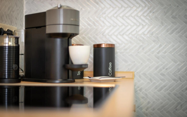 Design Apartment in Messe & Rheinnähe I Netflix I Küche