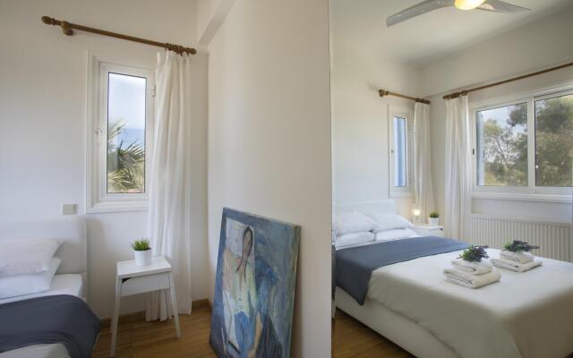 Mazeri in Protaras With 5 Bedrooms and 4 Bathrooms