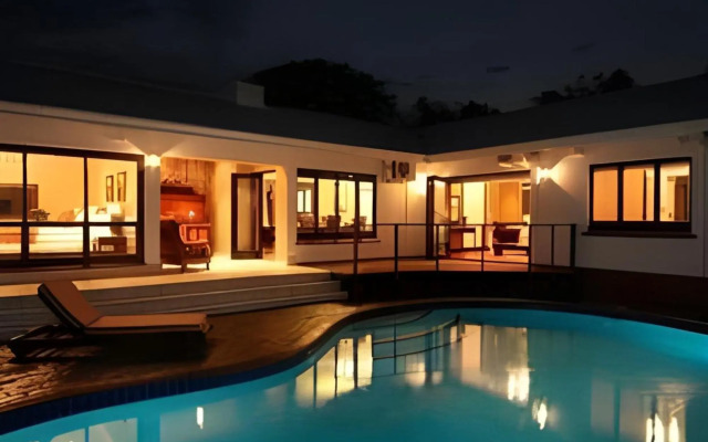 Riverside de Charmoy Estate Guest House