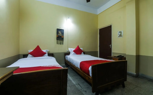 OYO 16396 Riverview Guest House
