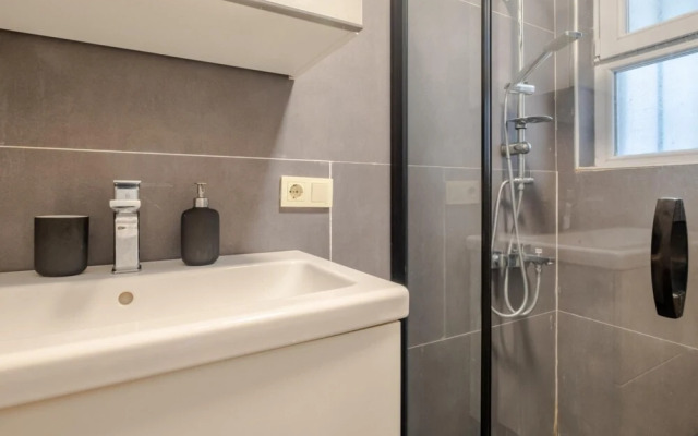 Comfortable Flat in the Heart of Cihangir