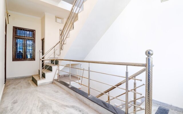 Fabexpress Royal Villas
