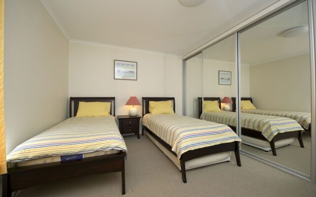 Sundeck Unit 6 - Shoal Bay