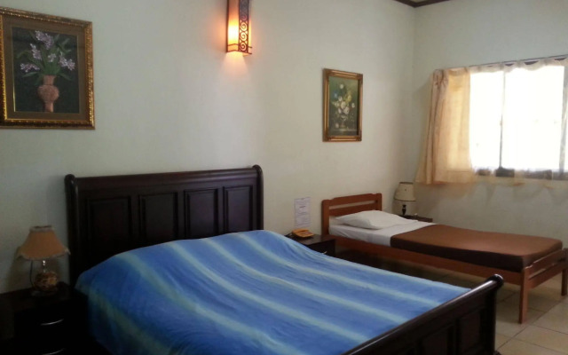 Seaside Travellers Inn