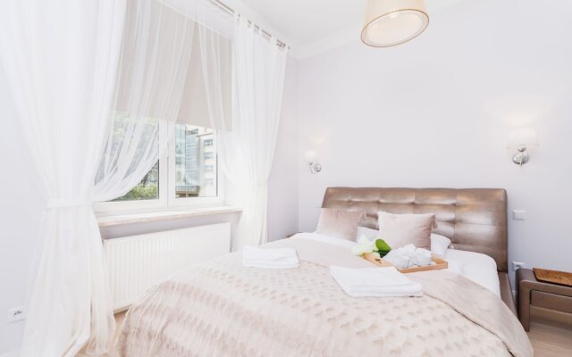 Apartment Lubicz Cracow by Renters