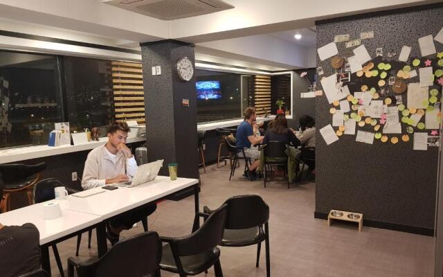 Mozzihostel Busan Station