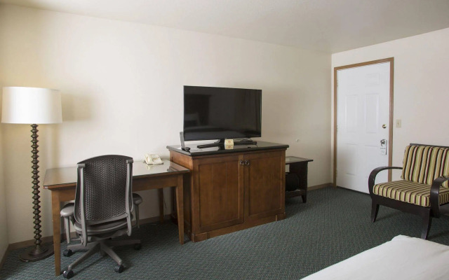 The Royal Victorian Motel