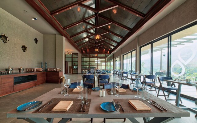 Niraamaya Retreats Samroha Athirappilly