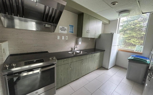 Residence & Conference Centre - Brampton