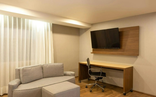 Courtyard by Marriott Mexico City Revolucion