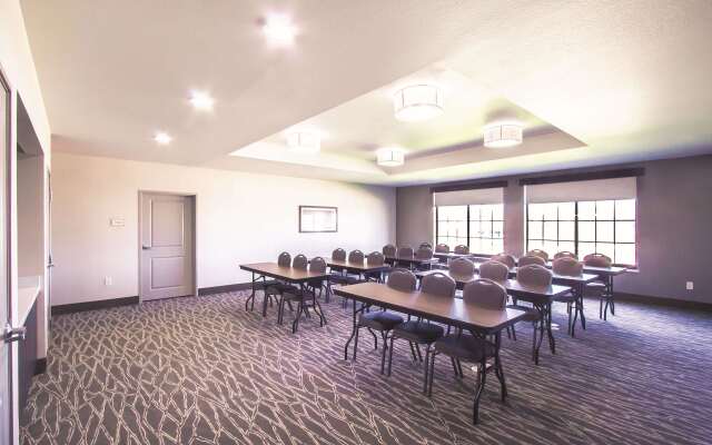 La Quinta Inn & Suites by Wyndham Pampa
